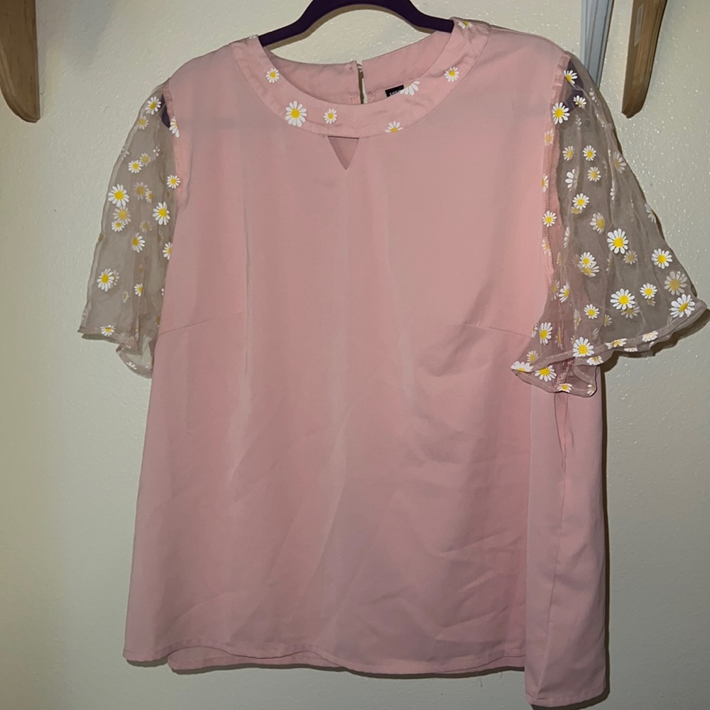 SHEIN Daisy Blouse 4x